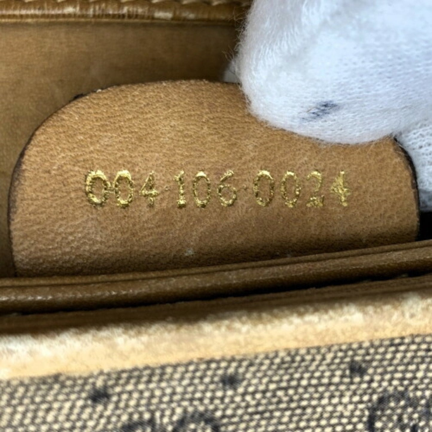 Gucci  Canvas Shoulder Bag ()