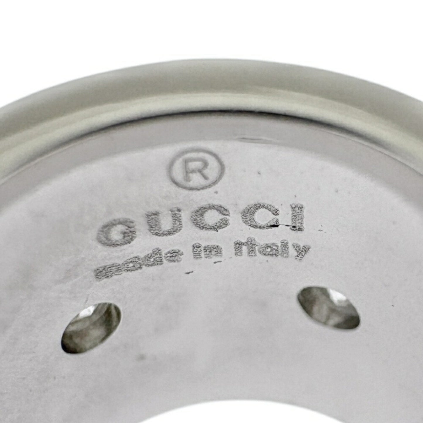 Gucci   (18K) Pendant