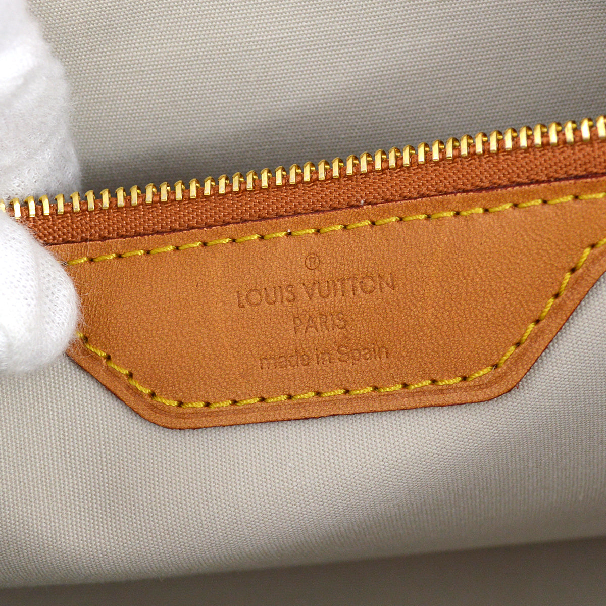 Louis Vuitton 2007 Monogram Dentelle Batignolles Horizontal Tote M95400