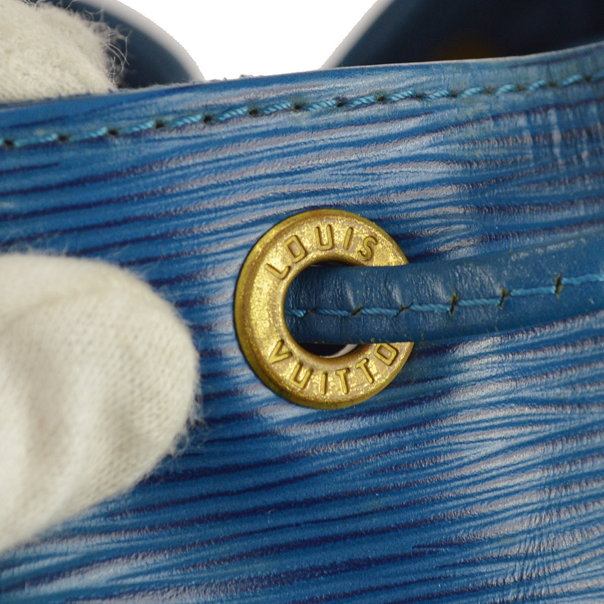 Louis Vuitton 1994 Blue Epi Noe M44005