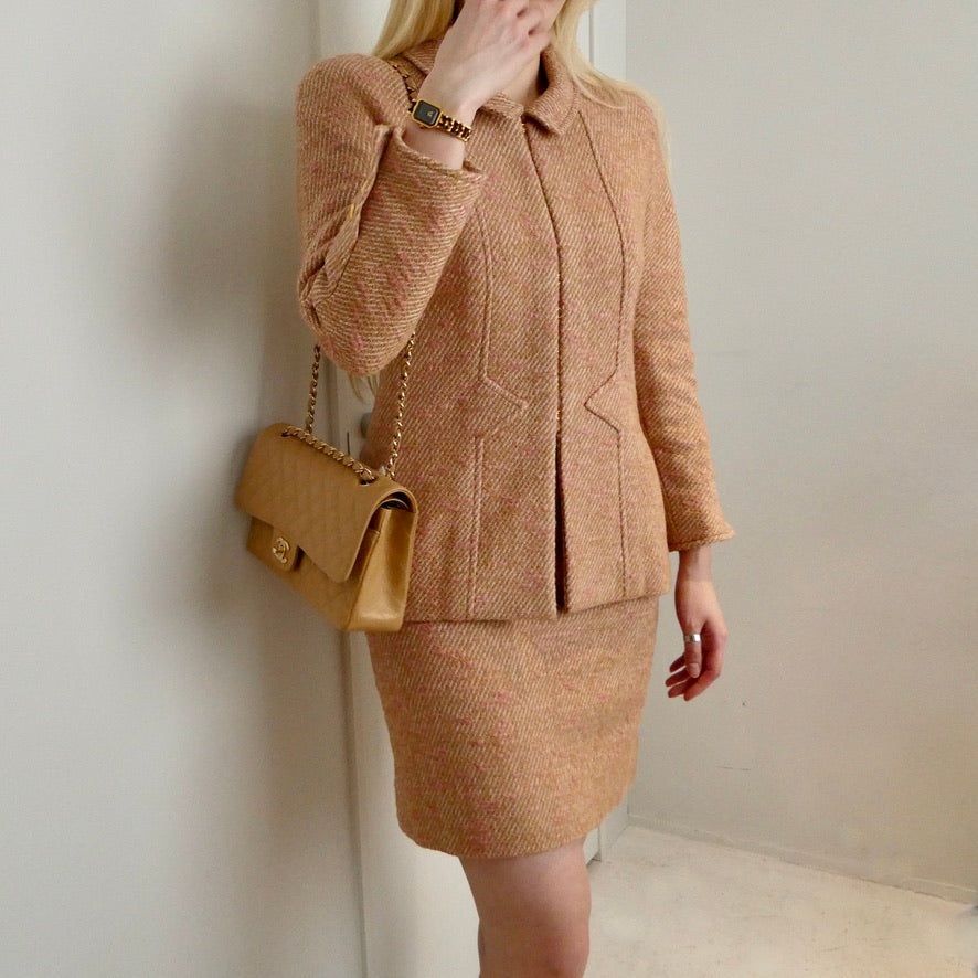 Luxury Chanel 1996 Fall boucle two-piece skirt suit #40
