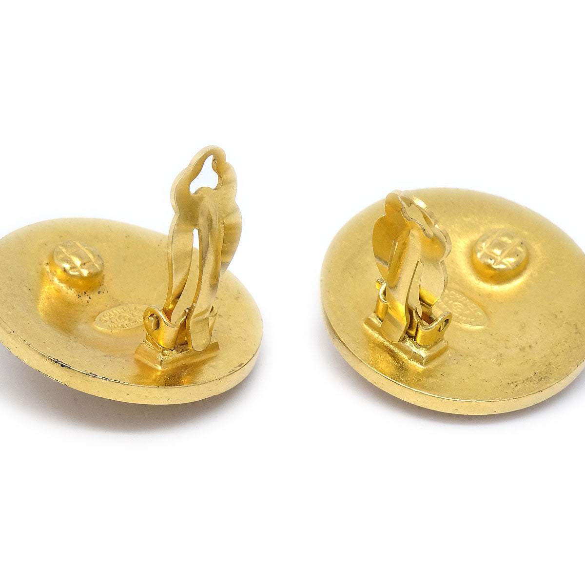 Luxury Chanel 1994 Gold 'CC' Filigree Earrings Large