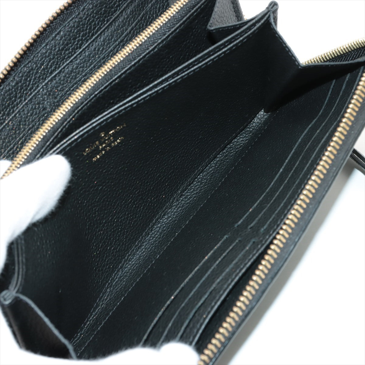 Louis Vuitton Implant  Wallet M61864