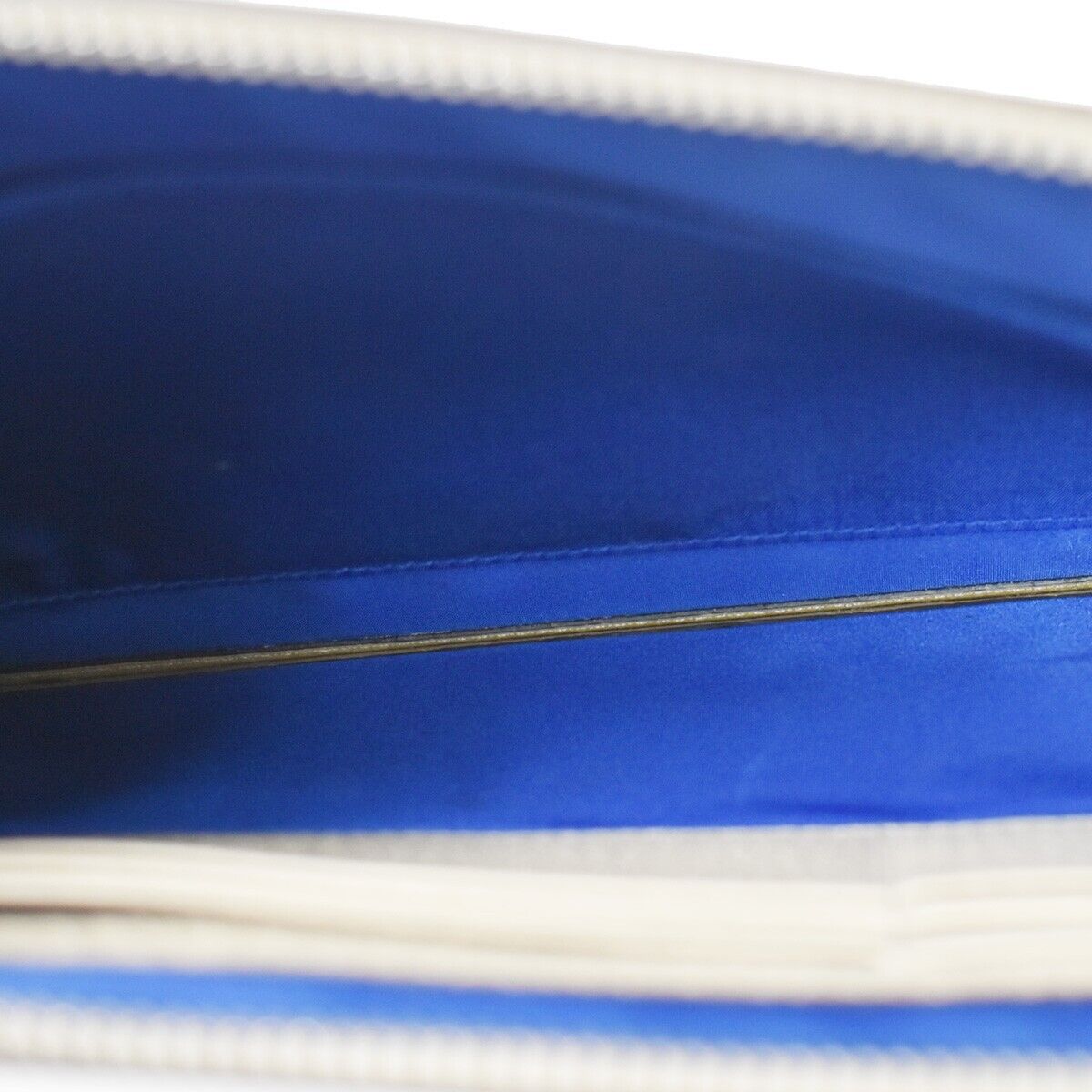 Gucci Off The Grid  Canvas Clutch Bag ()