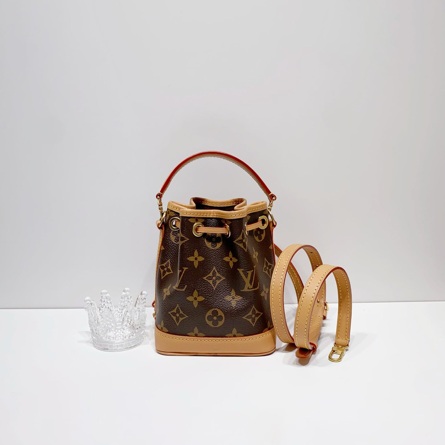 No.4250-Louis Vuitton Nano Noe