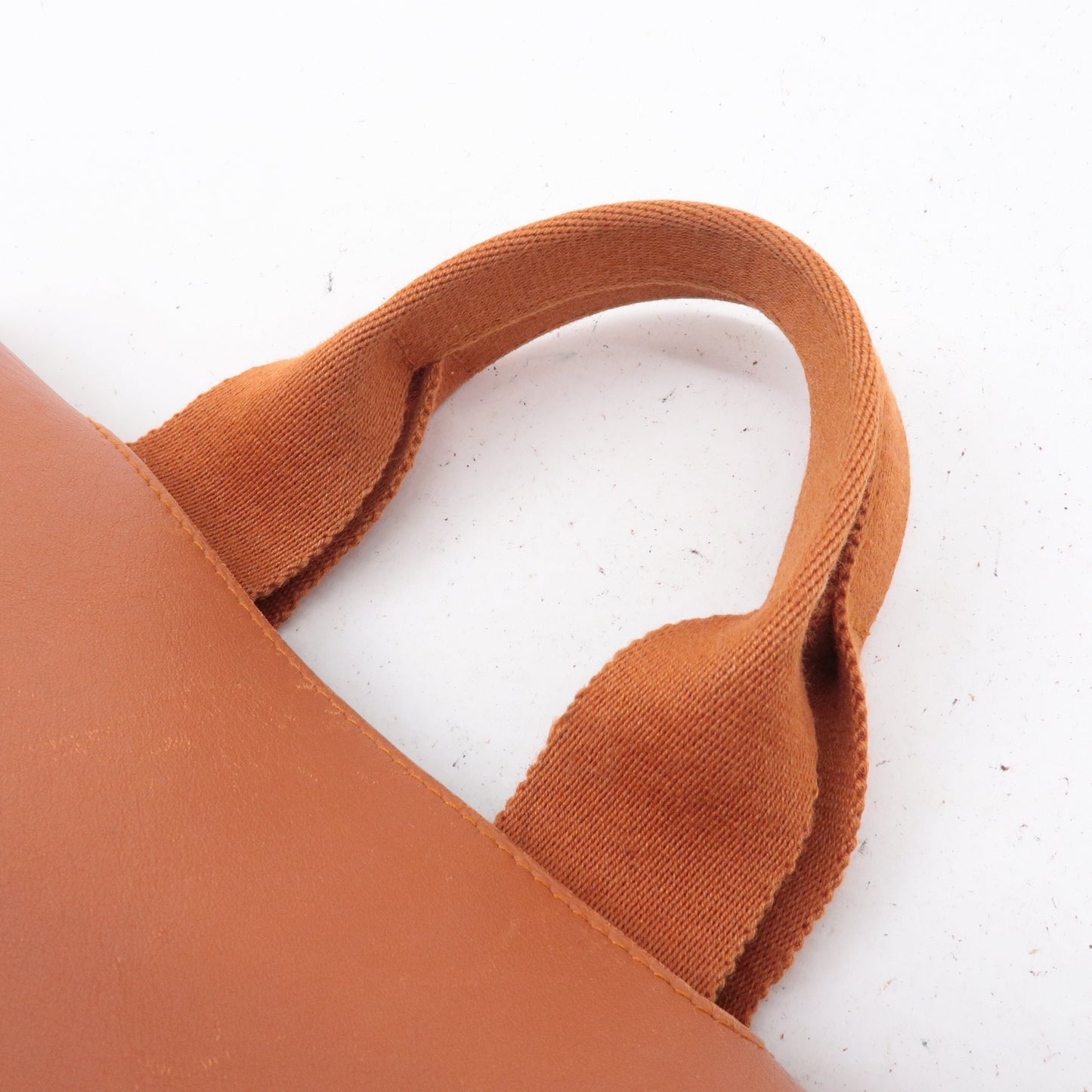 Luxury Hermes Toile Chevrons Leather Valparaiso PM Bag I Stamp Orange