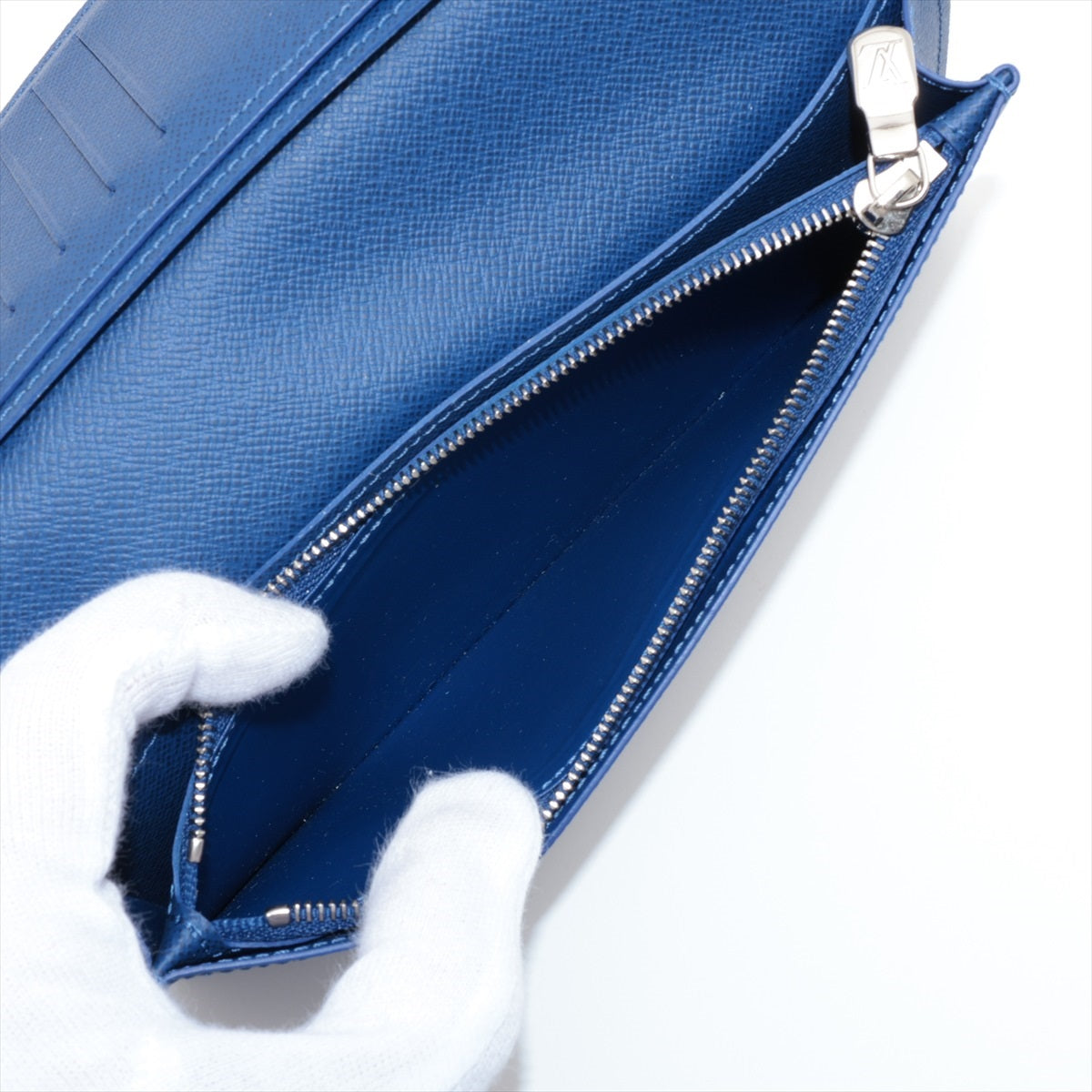 Louis Vuitton Taigaama Portfolio Braza M30297