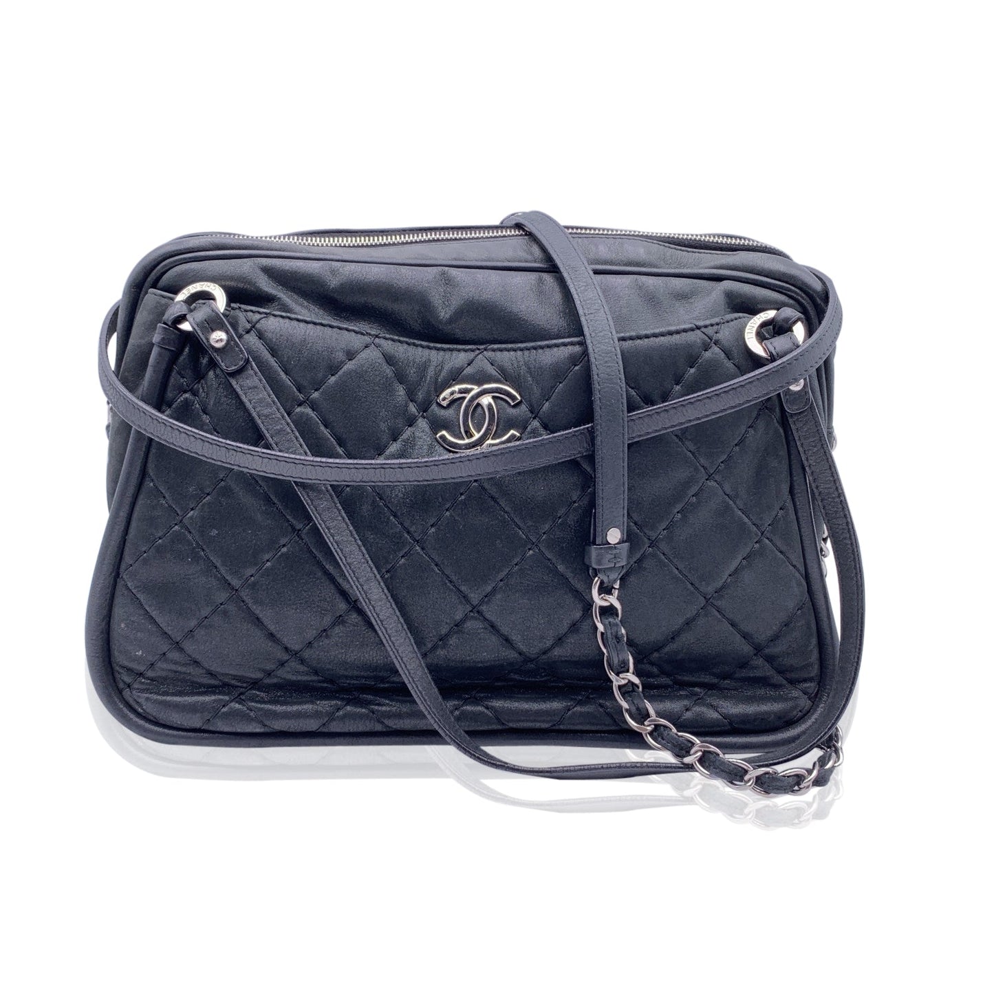 Luxury Chanel Black Quilted Leather Relax Cc Tote Camera Shoulder Bag