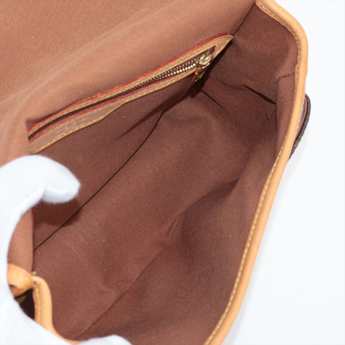 Louis Vuitton Monogram Soloney M42250