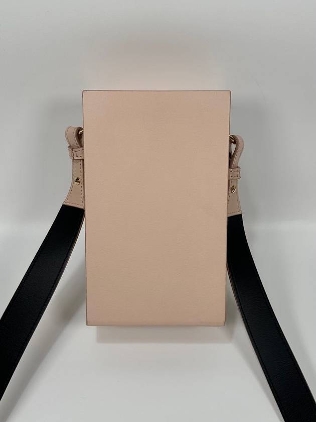 Luxury Fendi shoulder bag
