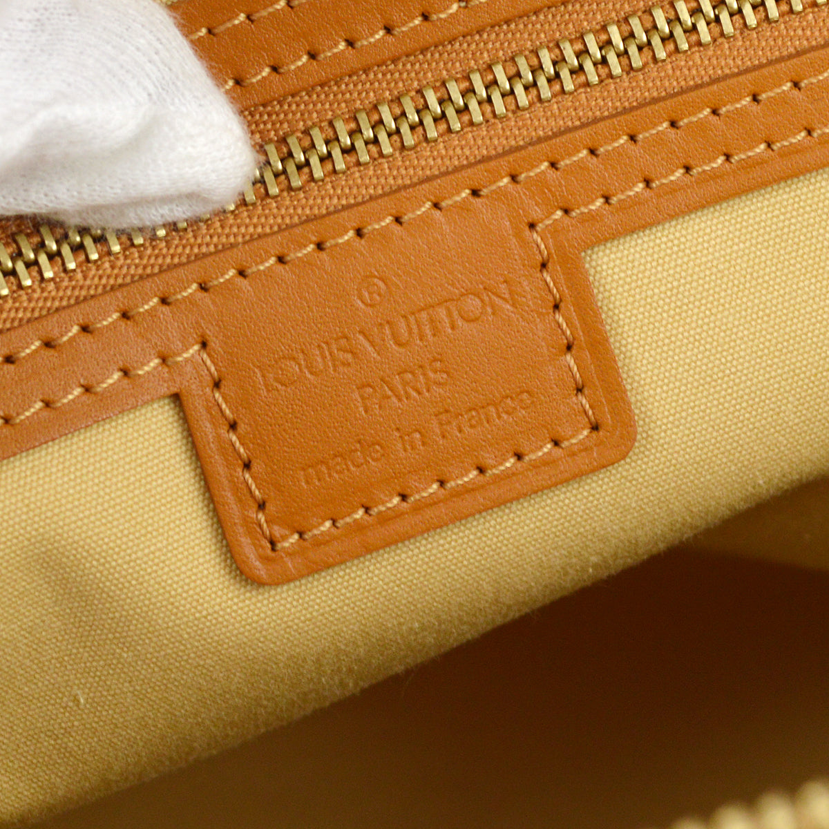 Louis Vuitton 2003 Monogram Mini Josephine PM M92416