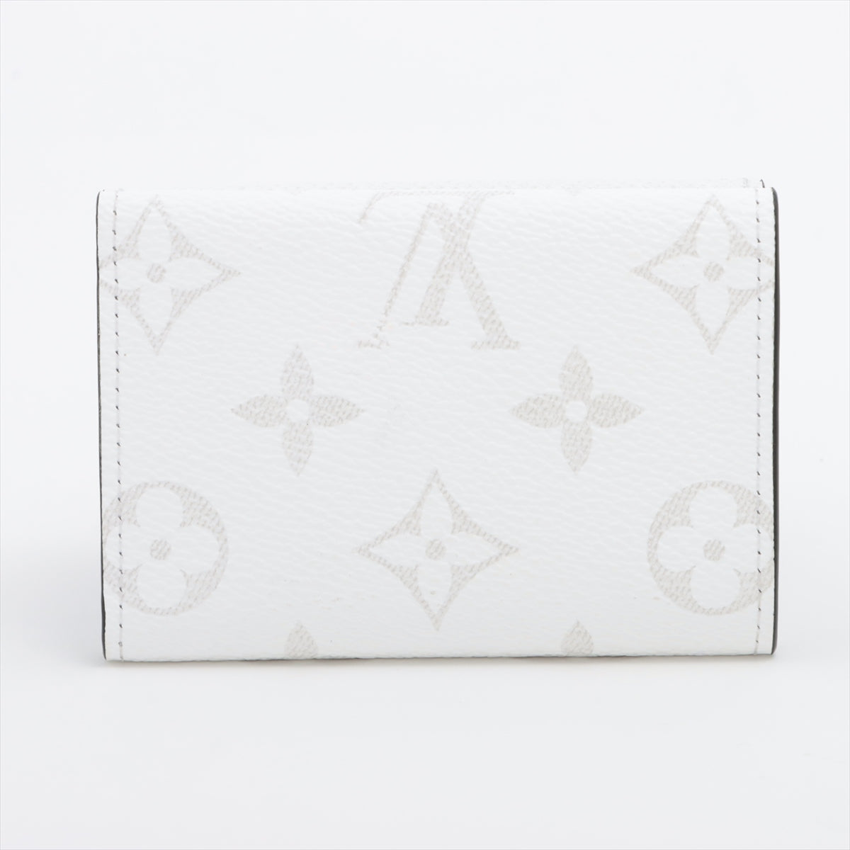 Louis Vuitton Taigaama Dialovery Compact Wallet   White Compact Wallet M30899