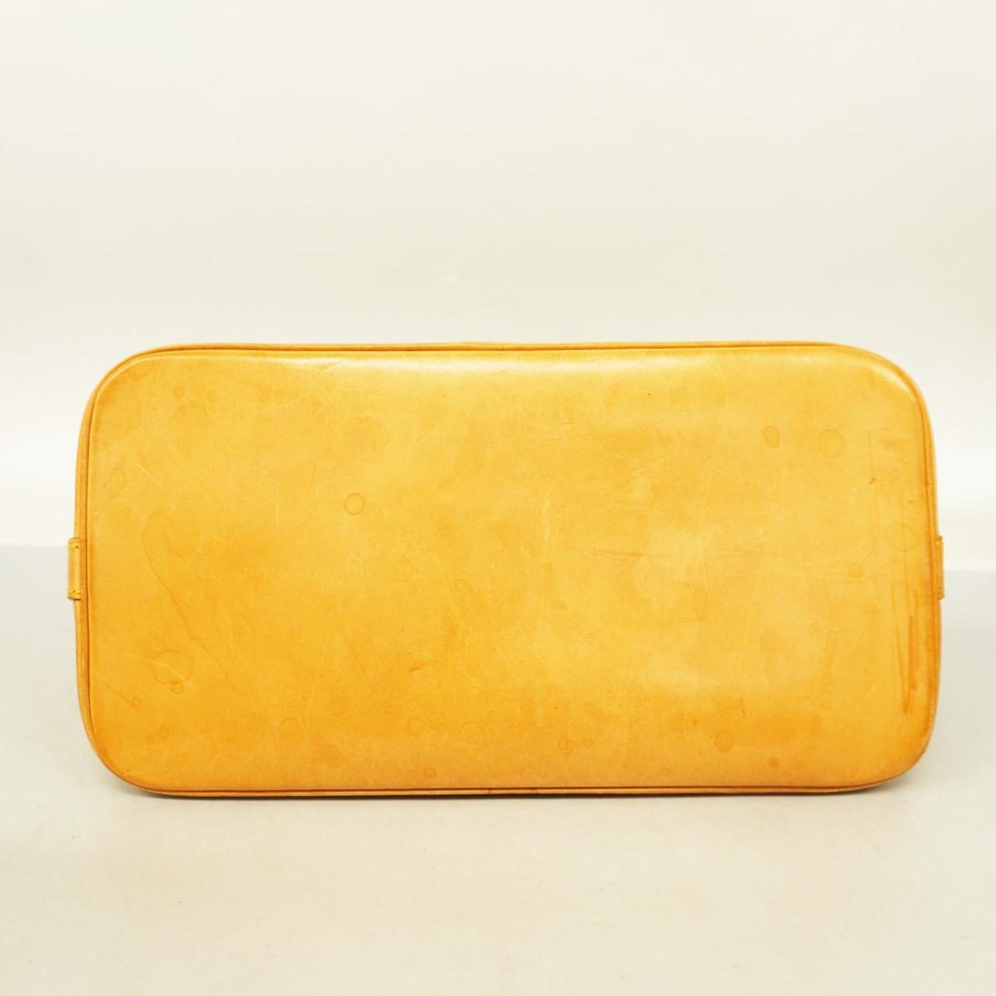 Louis Vuitton Alma  Canvas Handbag ()