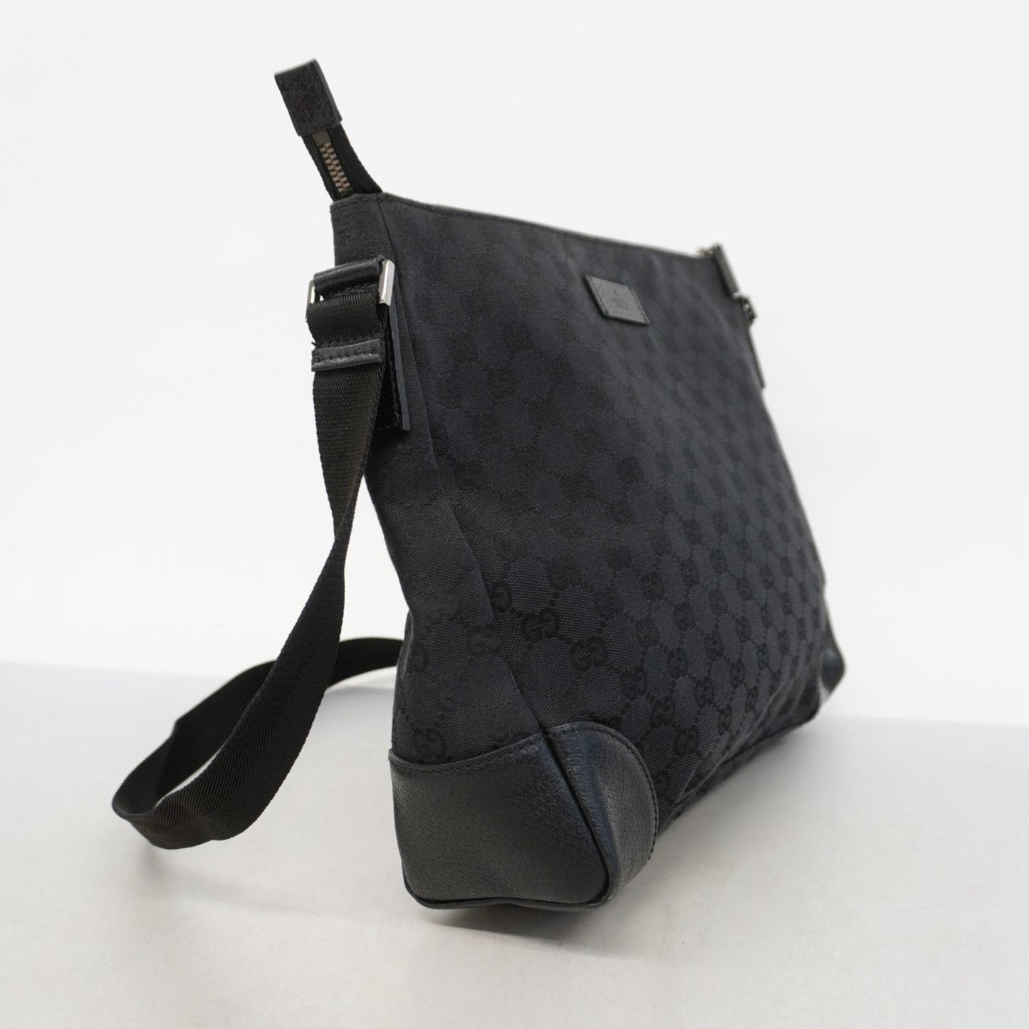 Gucci  Canvas Shoulder Bag