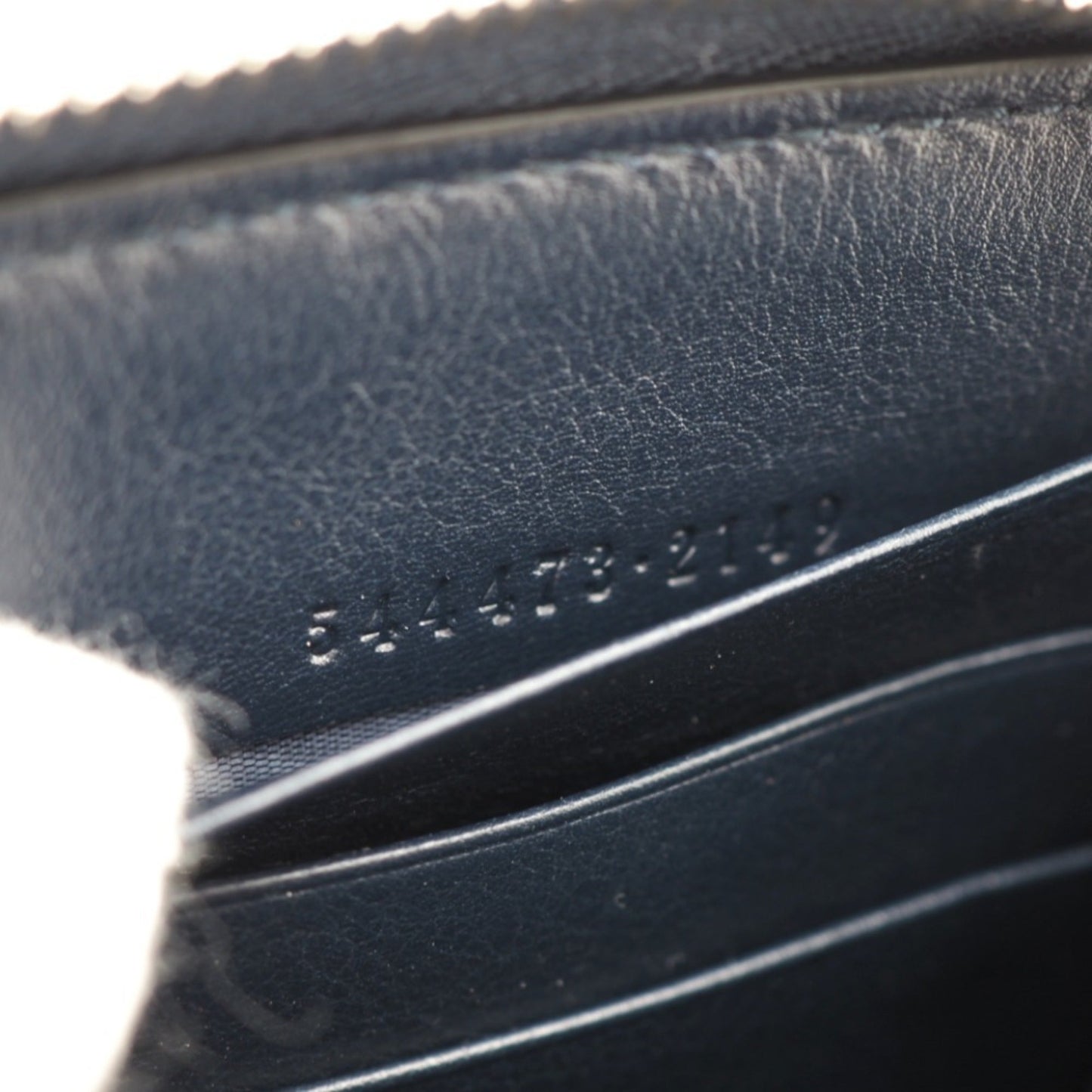 Gucci Micro Guccissima  Leather Wallet  ()