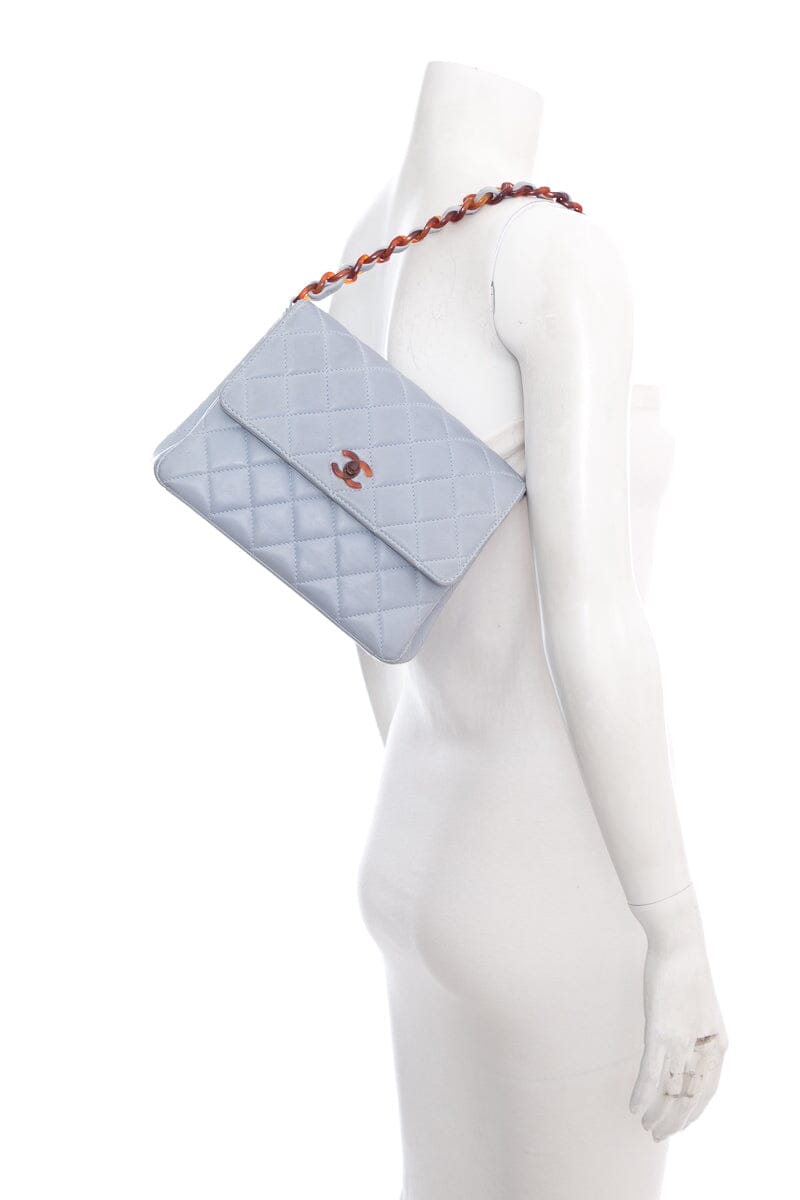 Luxury Chanel Vintage 1997/99 Pale Blue Handbag