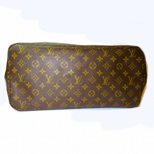 Louis Vuitton Neverfull GM Tote Bag M40157