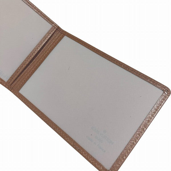 Louis Vuitton Taiga Card Case MB0072A