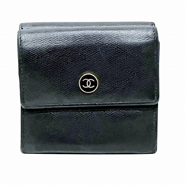 Chanel Coco Button Trifold Wallet A20902