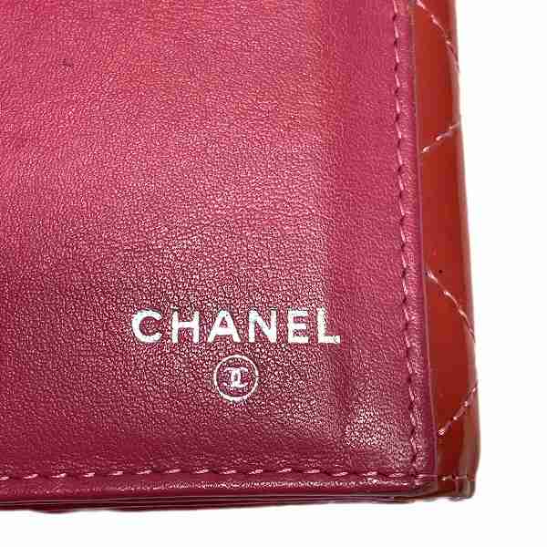 Chanel Matelasse Patent Leather Bifold Wallet