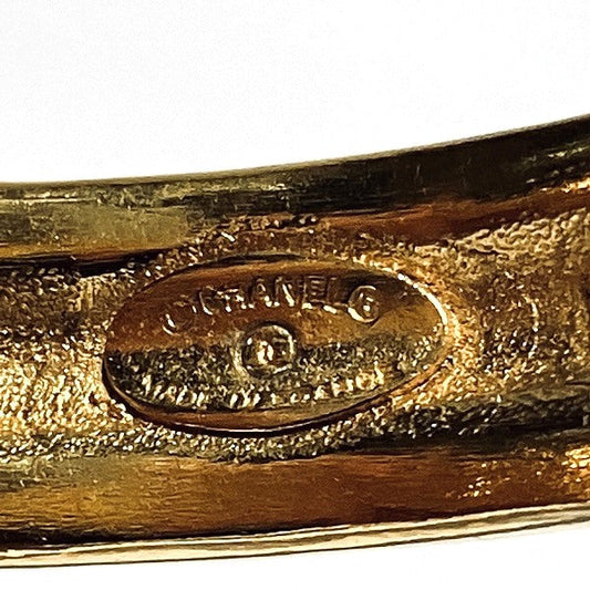 Chanel Gold Vintage Bangle Bracelet