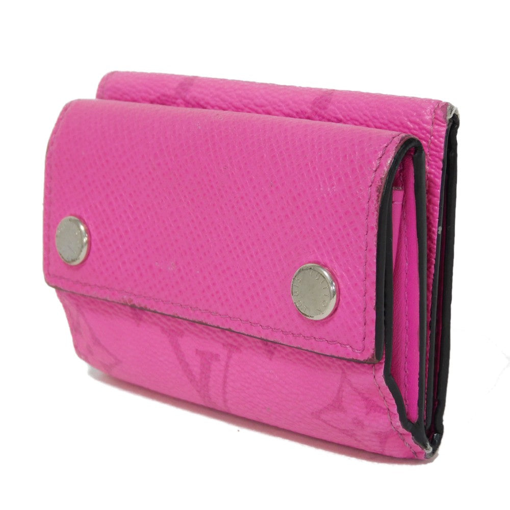 LOUIS VUITTON Tri-fold wallet M30773 Taiga leather x monogram canvas x smooth leather Rose Taiga Lama Monogram Discovery Compact Wallet