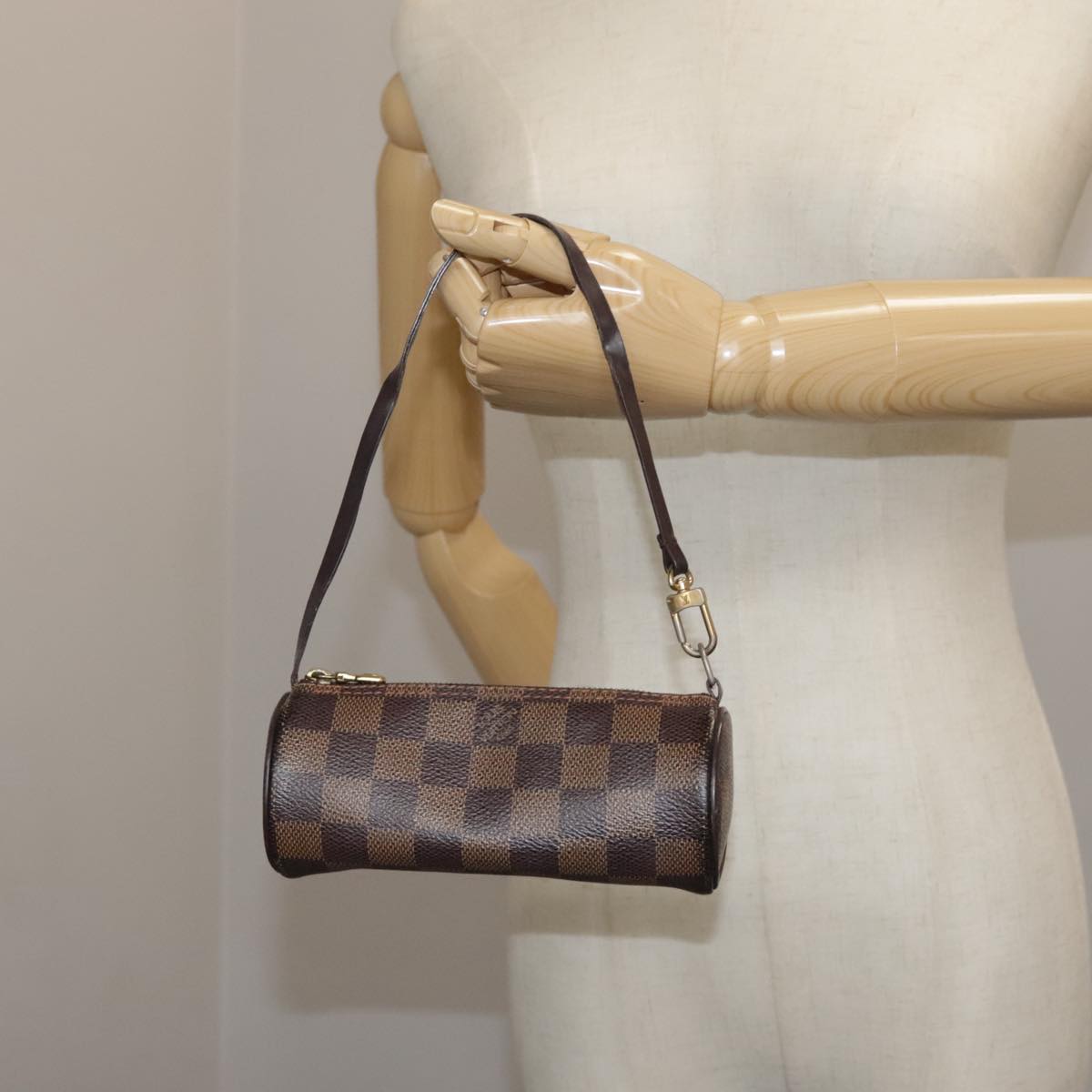 LOUIS VUITTON Damier Ebene Papillon Pouch LV 104382