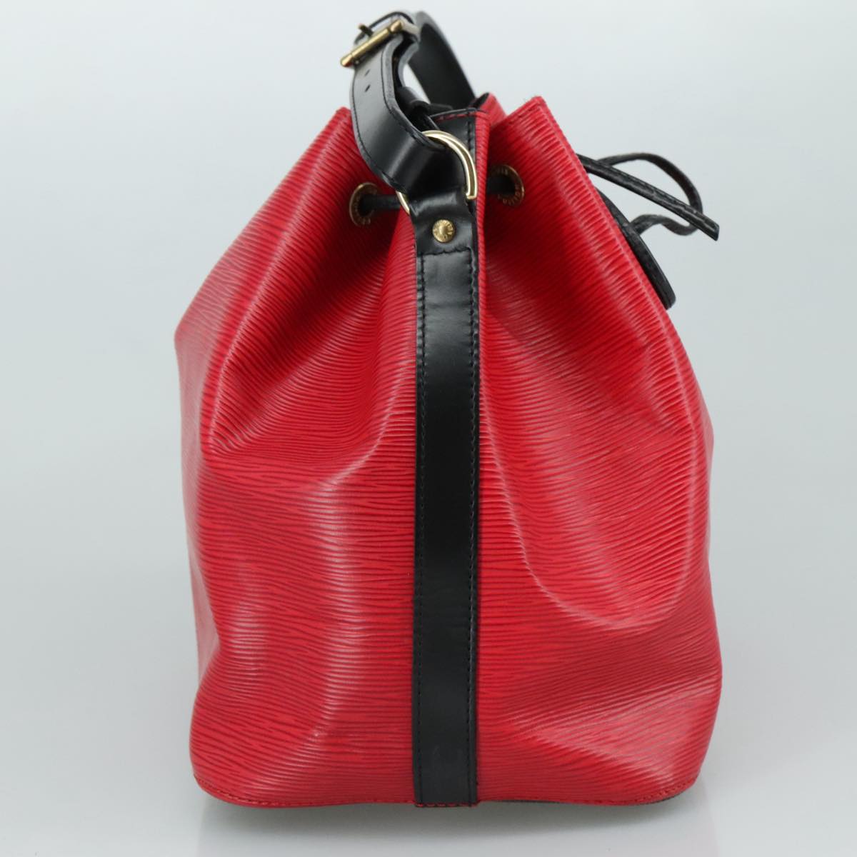 LOUIS VUITTON Epi Petit Noe Shoulder Bag Bicolor Black Red M44017 LV 105386