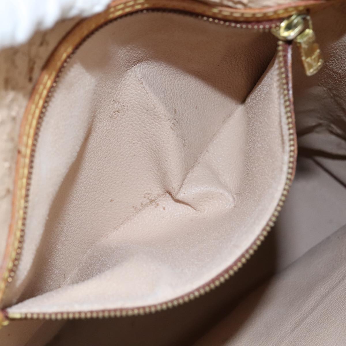LOUIS VUITTON Monogram Bucket GM Shoulder Bag M42236 LV 105499