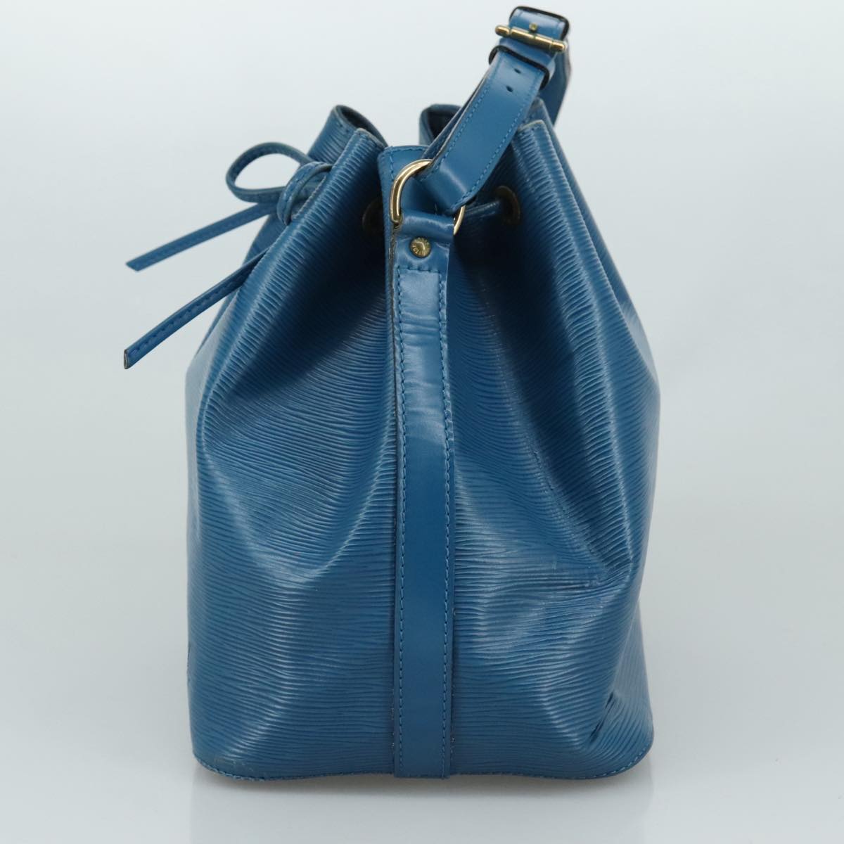 LOUIS VUITTON Epi Petit Noe Shoulder Bag Blue M44105 LV 105509
