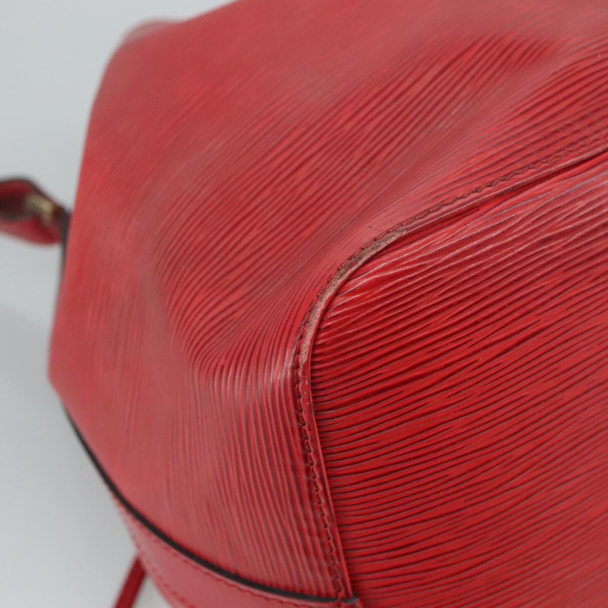 LOUIS VUITTON Epi Petit Noe Shoulder Bag Red M44107 LV 105573