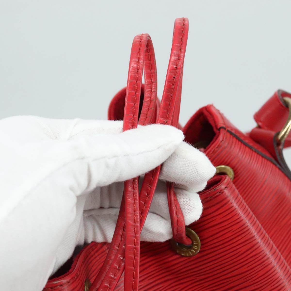LOUIS VUITTON Epi Petit Noe Shoulder Bag Red M44107 LV 105573