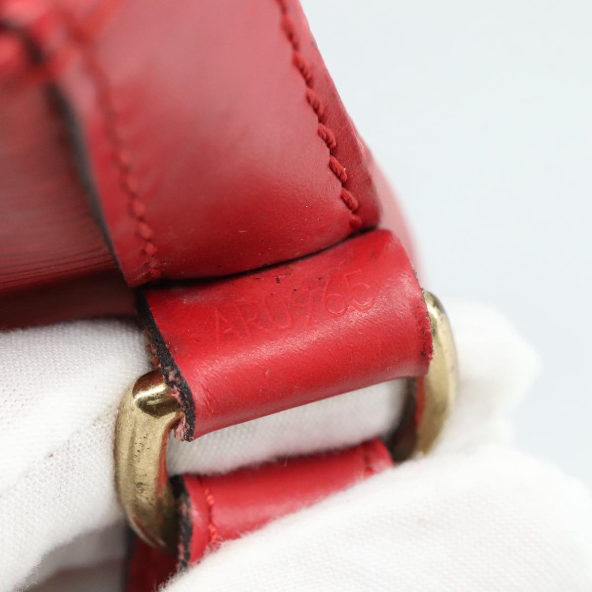 LOUIS VUITTON Epi Petit Noe Shoulder Bag Red M44107 LV 105573