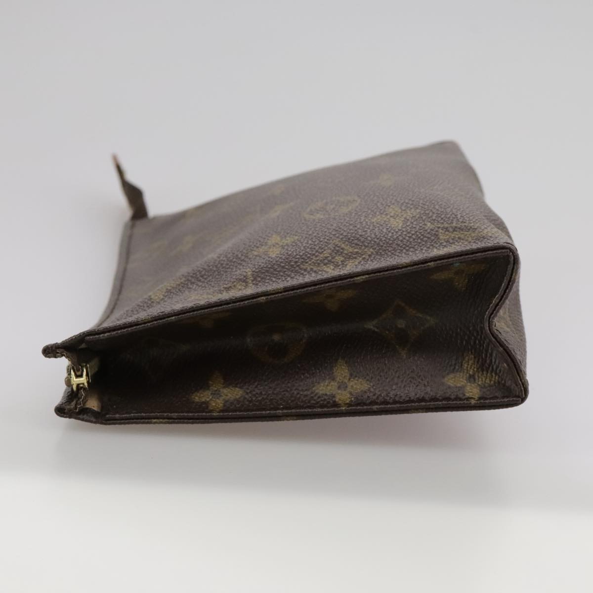 LOUIS VUITTON Monogram Poche Toilette 19 Pouch M47544 LV 105773