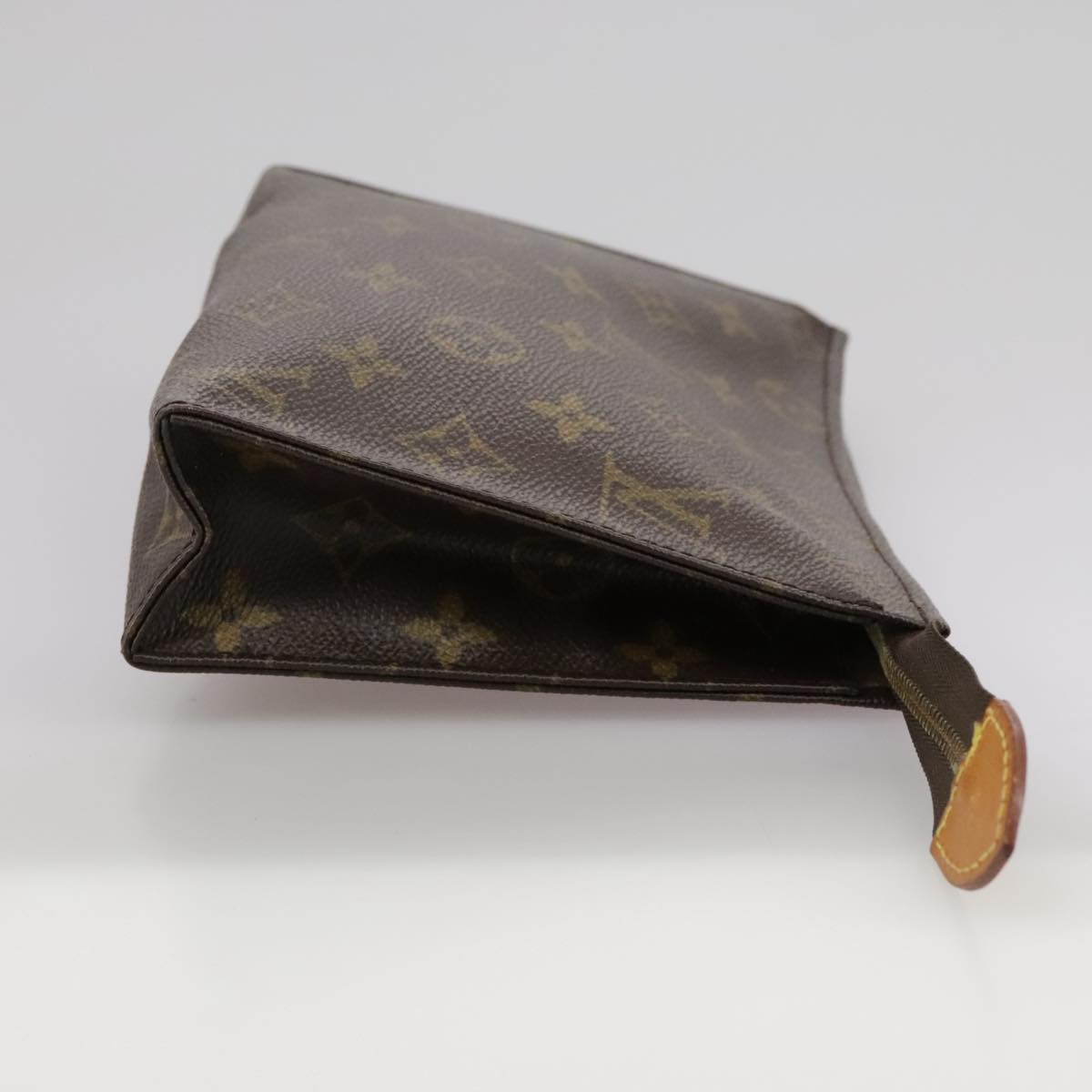 LOUIS VUITTON Monogram Poche Toilette 19 Pouch M47544 LV 105773