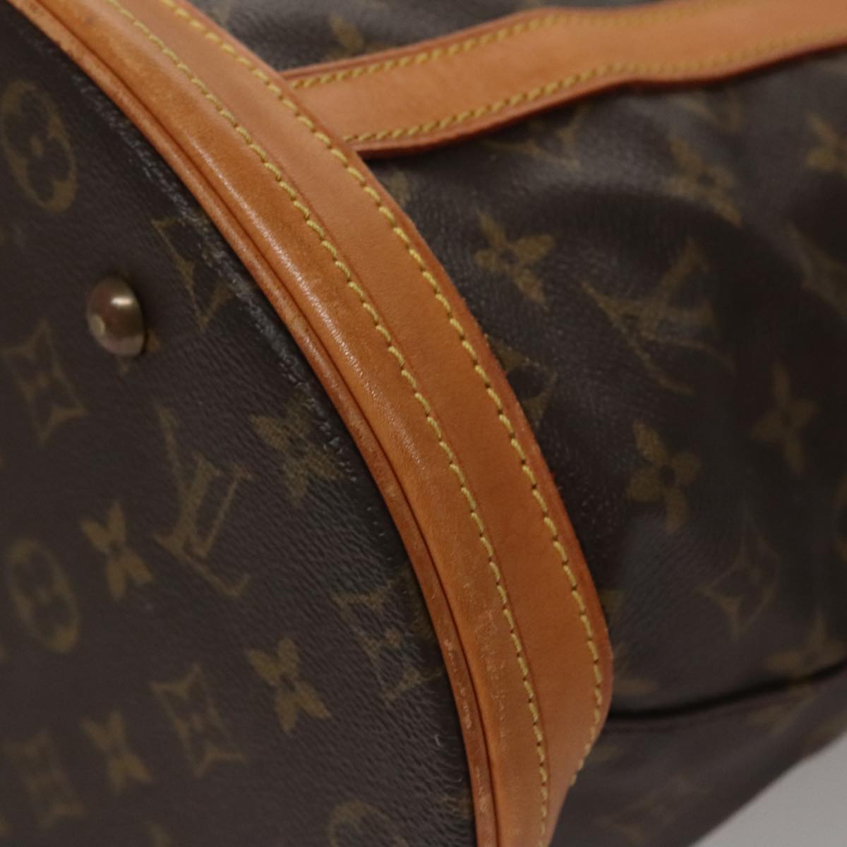 LOUIS VUITTON Monogram Bucket GM Shoulder Bag M42236 LV 105836