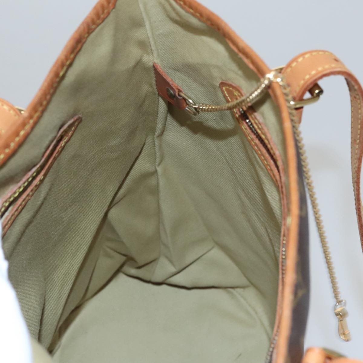 LOUIS VUITTON Monogram Bucket GM Shoulder Bag M42236 LV 105836