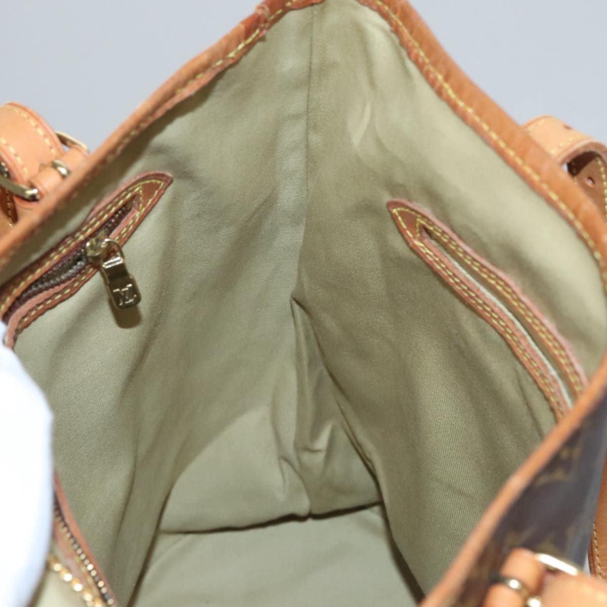 LOUIS VUITTON Monogram Bucket GM Shoulder Bag M42236 LV 105836