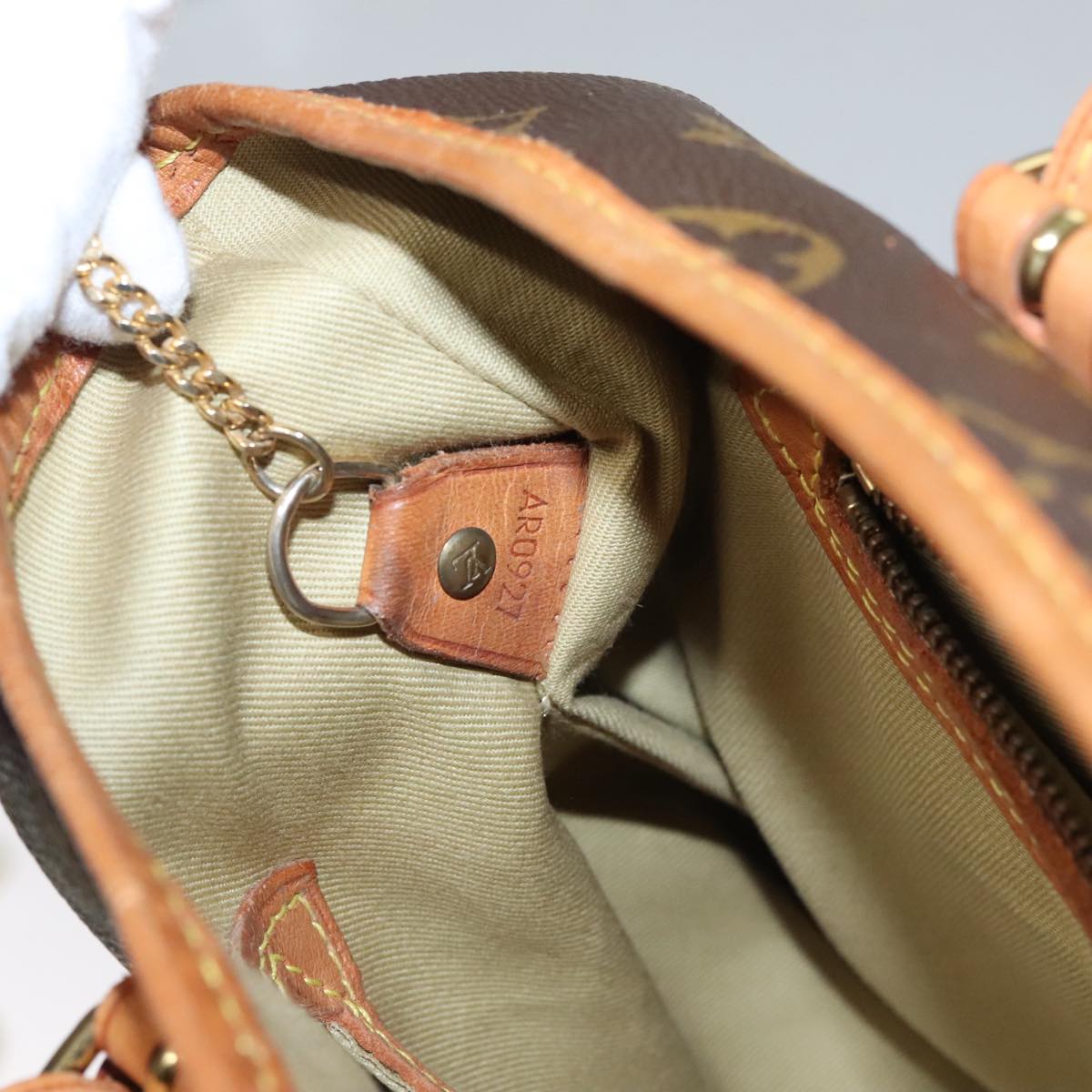 LOUIS VUITTON Monogram Bucket GM Shoulder Bag M42236 LV 105836