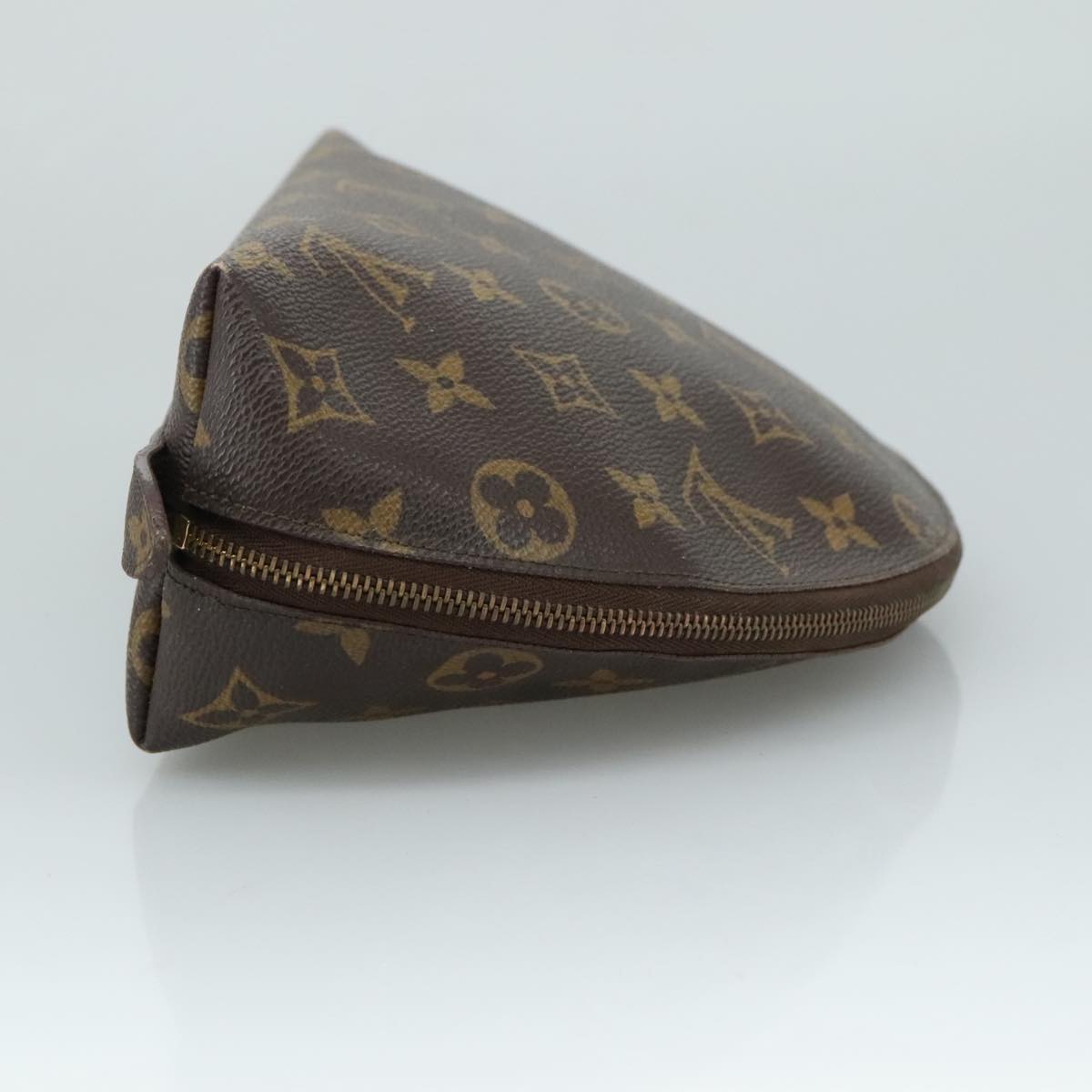 LOUIS VUITTON Monogram Trousse Demi Ronde Cosmetic Pouch M47520 LV 107392