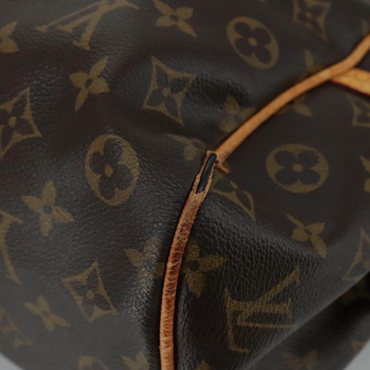 LOUIS VUITTON Monogram Montorgueil GM Shoulder Bag M95566 LV 107424