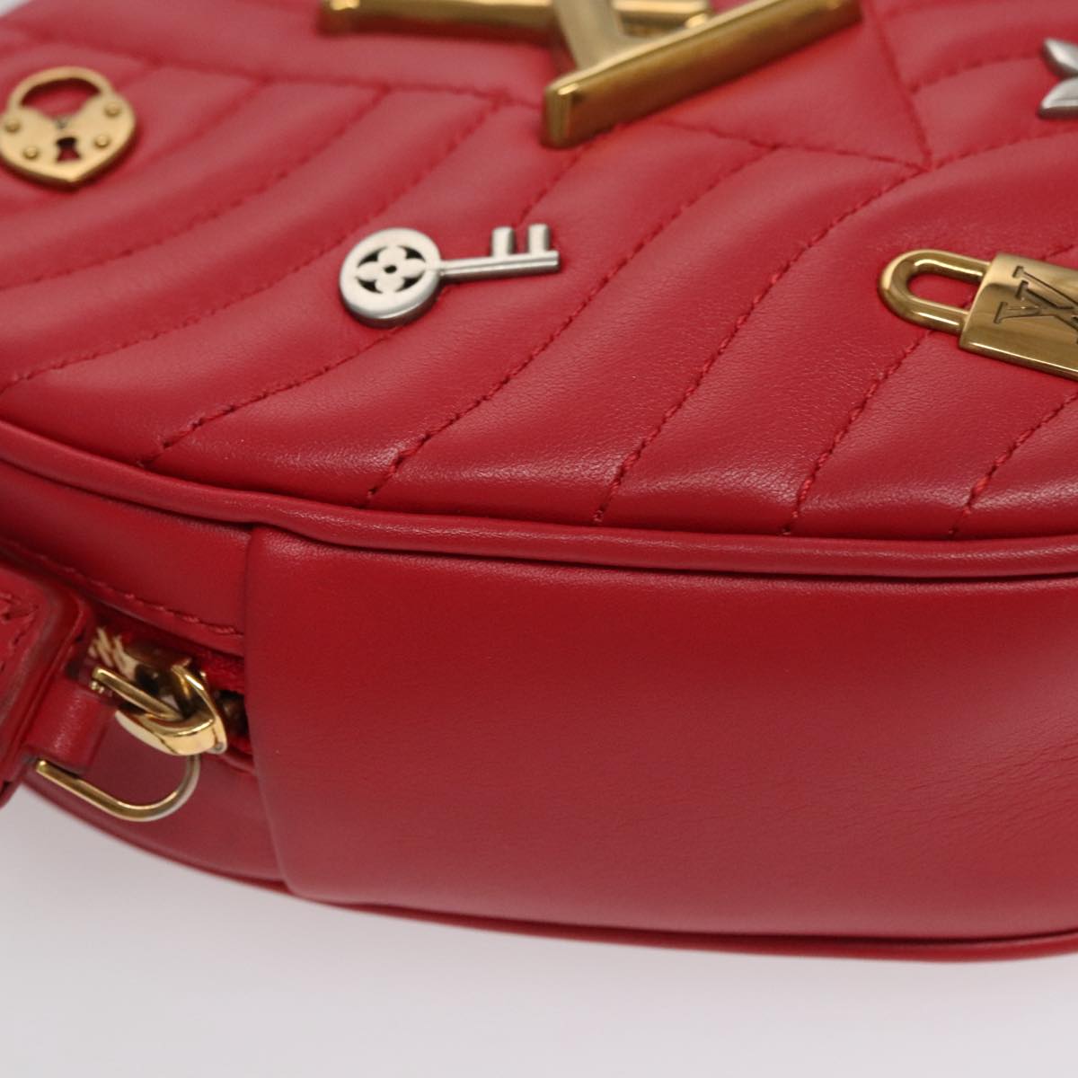 LOUIS VUITTON New Wave Ecarlat Shoulder Bag Leather Red M52794 LV 107662A