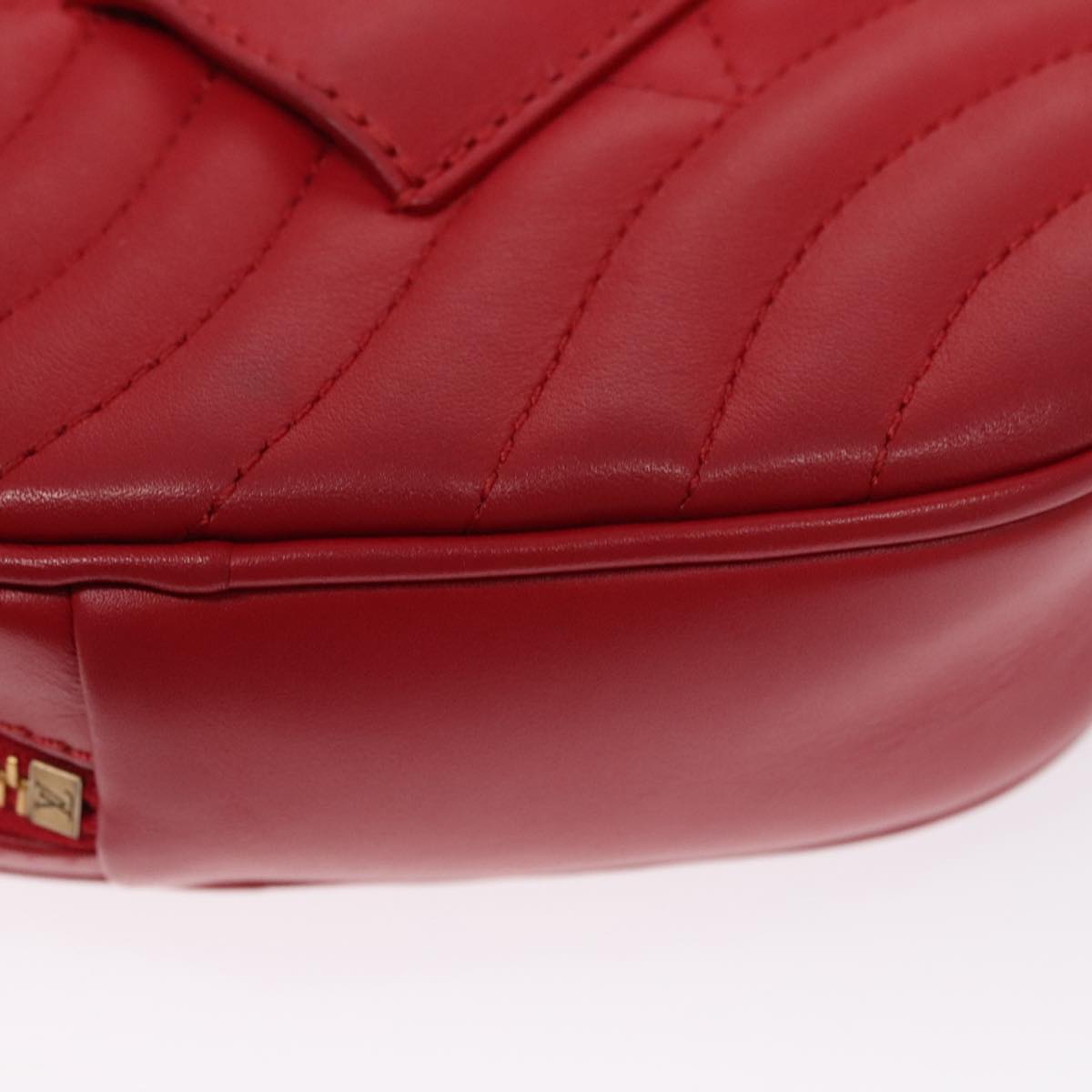 LOUIS VUITTON New Wave Ecarlat Shoulder Bag Leather Red M52794 LV 107662A