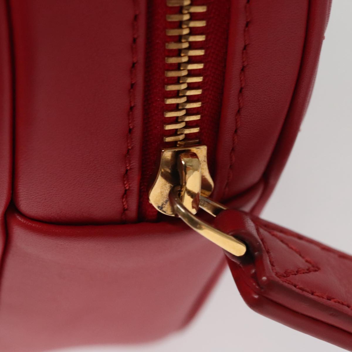 LOUIS VUITTON New Wave Ecarlat Shoulder Bag Leather Red M52794 LV 107662A