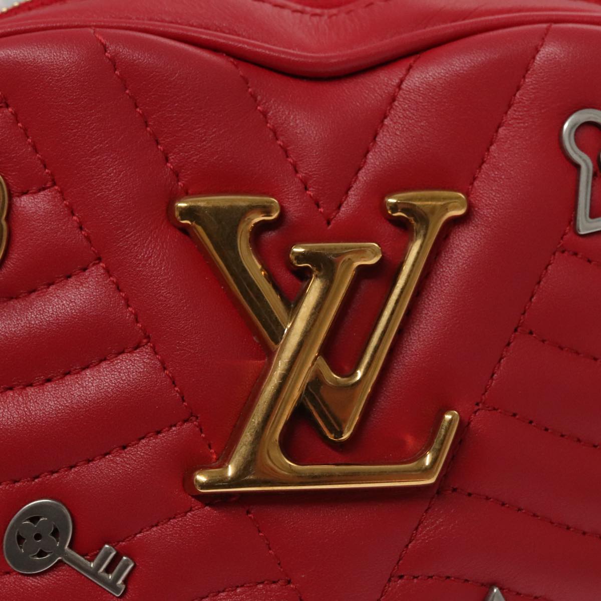 LOUIS VUITTON New Wave Ecarlat Shoulder Bag Leather Red M52794 LV 107662A