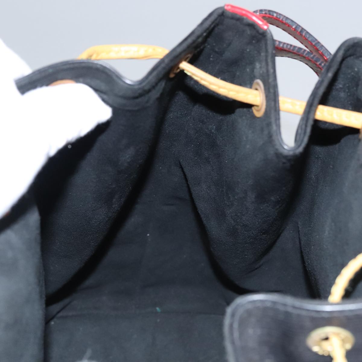 LOUIS VUITTON Epi Noe Shoulder Bag Bicolor Black Red M44017 LV 107678