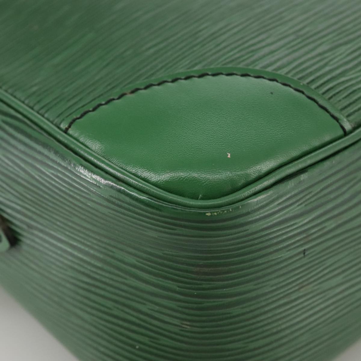 LOUIS VUITTON Epi Trocadero 27 Shoulder Bag Green M52314 LV 107684