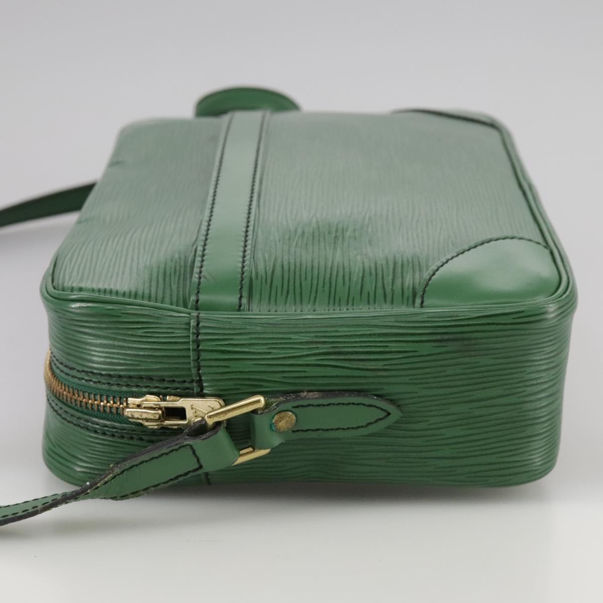 LOUIS VUITTON Epi Trocadero 27 Shoulder Bag Green M52314 LV 107684