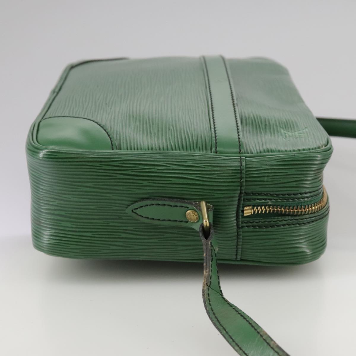 LOUIS VUITTON Epi Trocadero 27 Shoulder Bag Green M52314 LV 107684