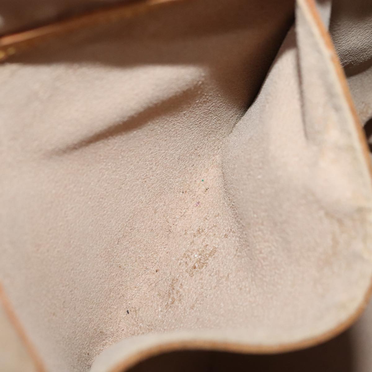 LOUIS VUITTON Monogram Bucket GM Shoulder Bag M42236 LV 107732